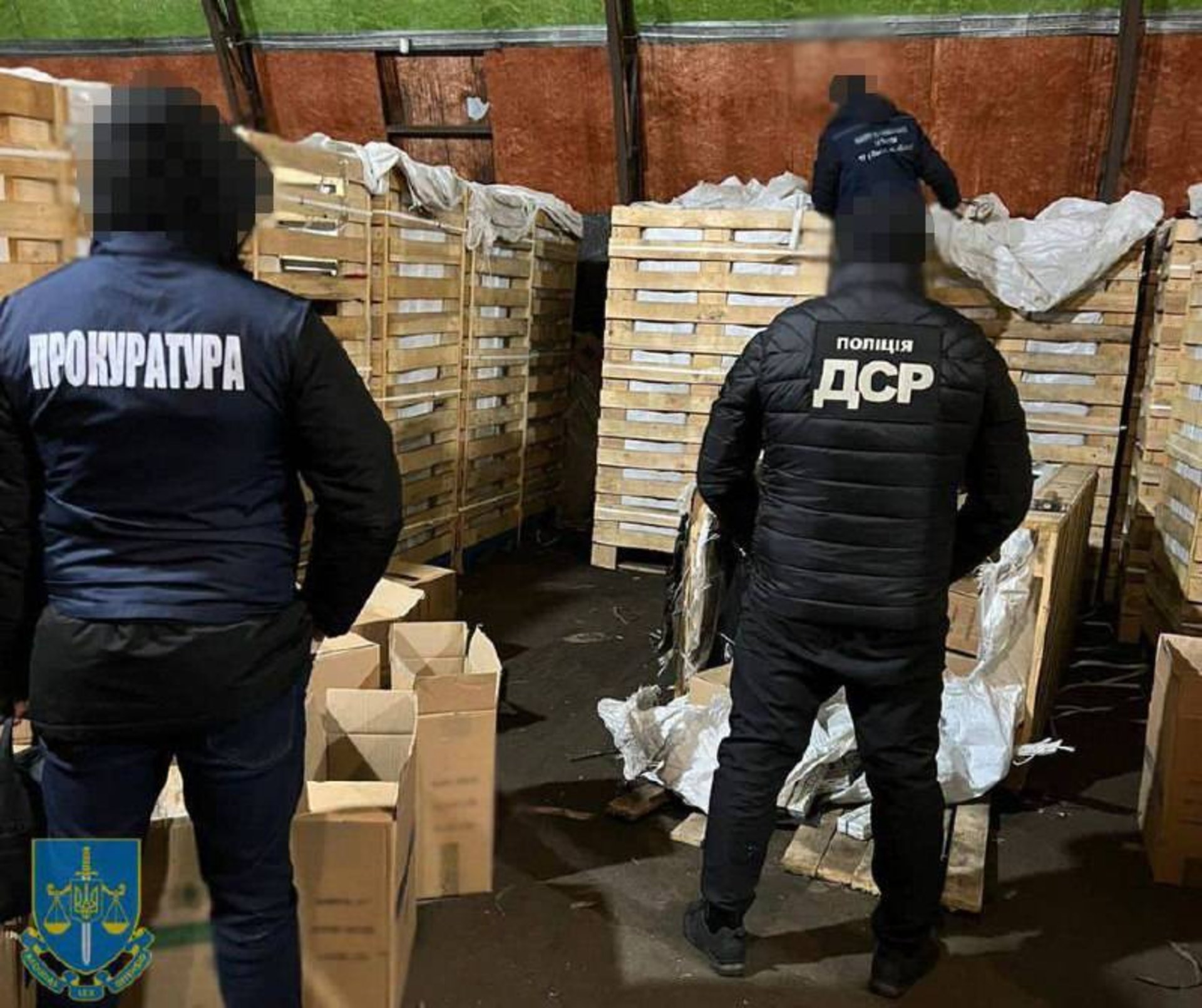 На Львівщині та Закарпатті вилучили цигарок на майже 18 млн грн