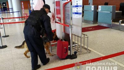 У Львові сьогодні двічі «мінували» аеропорт