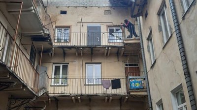 То є Львів: поляк незаконно зробив надбудову на вул. Вірменській (ФОТО)