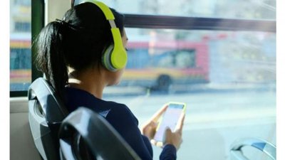 На Львівщині у громадському транспорті діє обмеження на російську музику