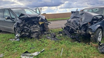 На Львівщині сталось лобове зіткнення автомобілів