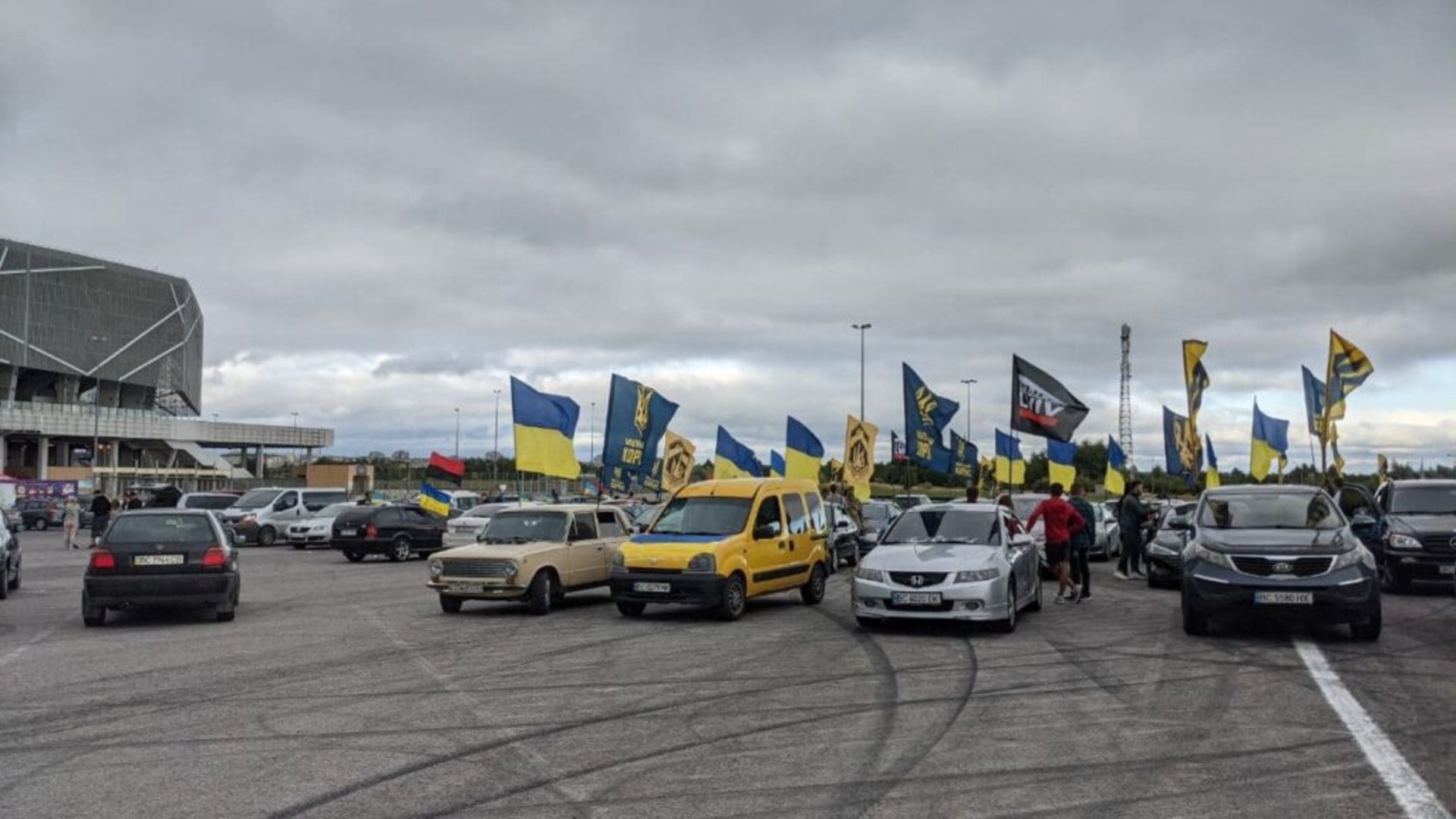 У Львові пройшов автопробіг