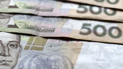 Жарт львівської школярки обійдеться її батькам у «кругленьку» суму