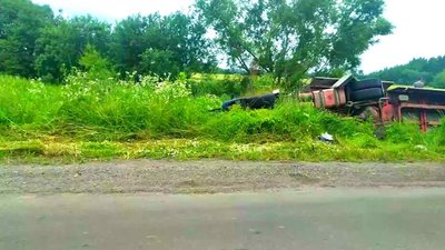 У Львівській області водій заснув за кермом вантажівки (ФОТО)