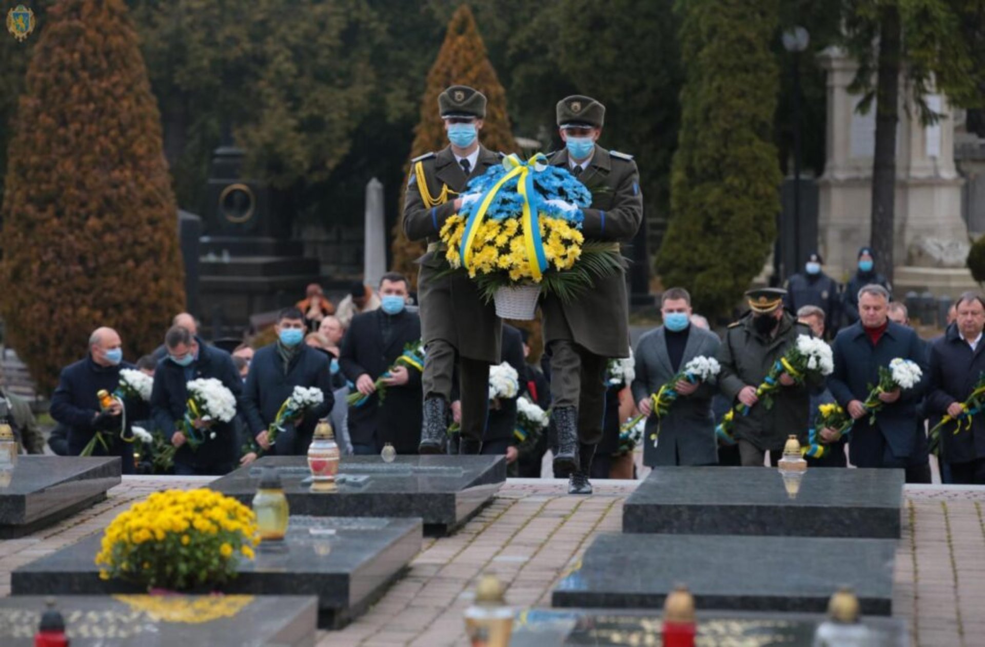 У День Гідності та Свободи у Львові вшанували пам'ять патріотів