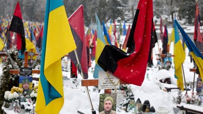 Стефанчук у Львові вшанував захисників