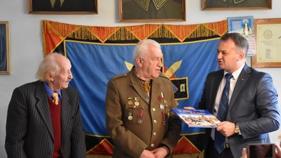 На Львівщині привітали ветерана УПА Олеся Гуменюка із 93-м днем народження