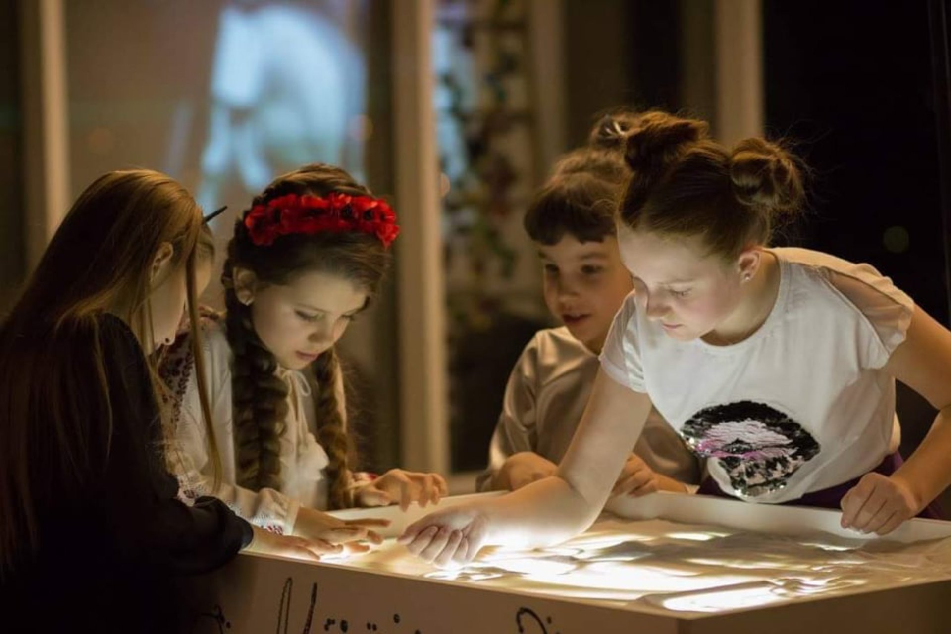 У Львові юні пісочні аніматори оживлять книжкових героїв