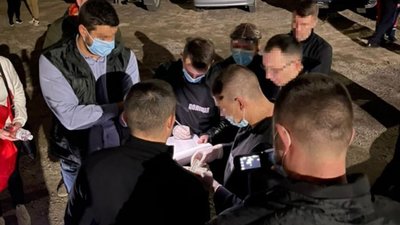 За підбурювання до надання хабаря у Львові затримали адвоката (ФОТО)