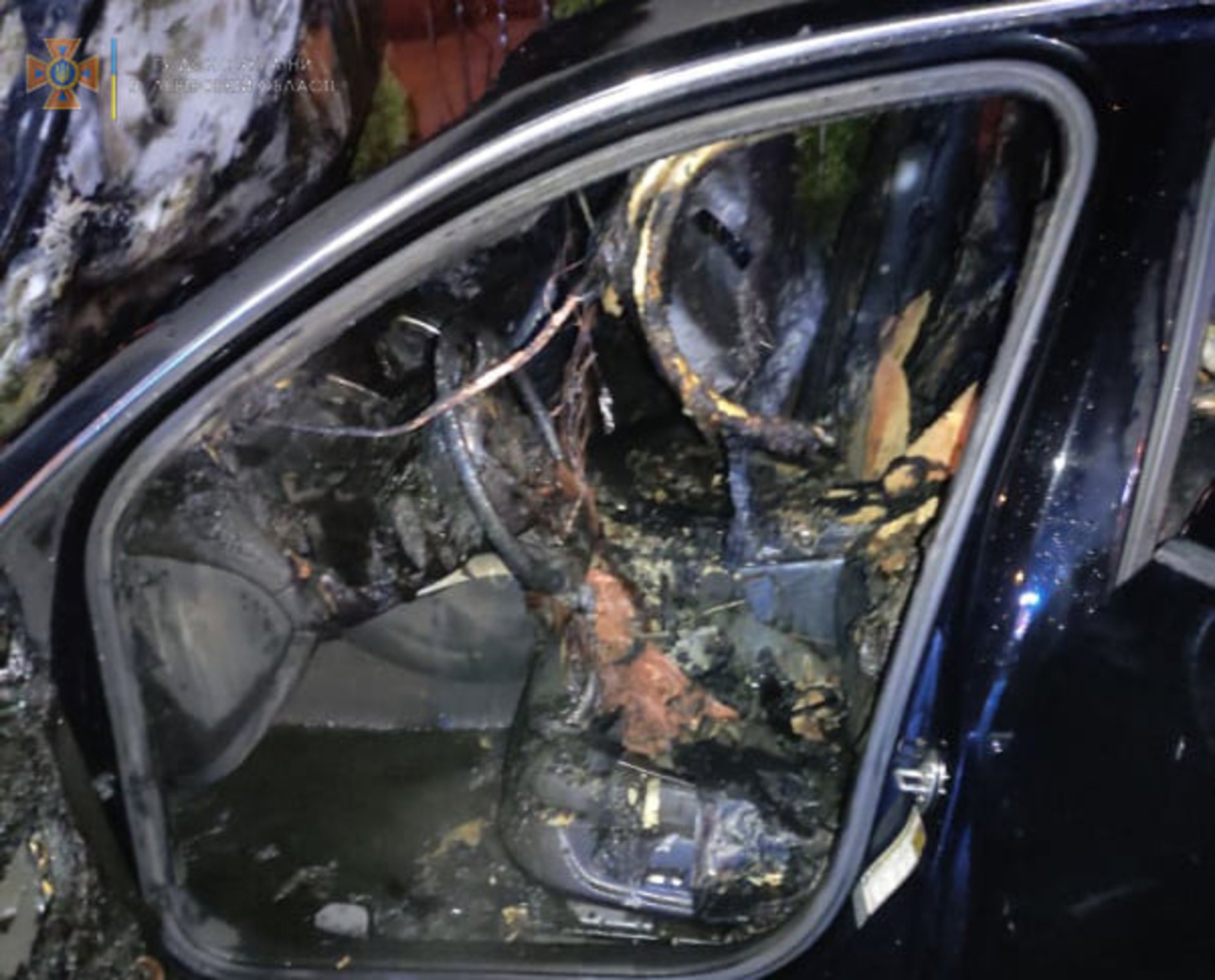 У Львові після ДТП загорівся автомобіль