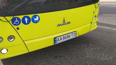 У Львові їздять переповнені маршрутки у безмасковому режимі (ФОТО)