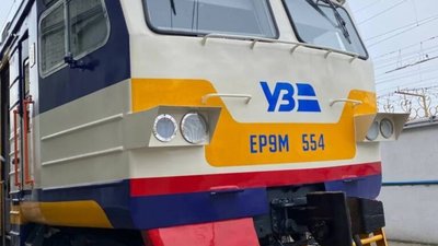 Зі Львова до Рівного курсуватиме модернізований та інклюзивний електропоїзд