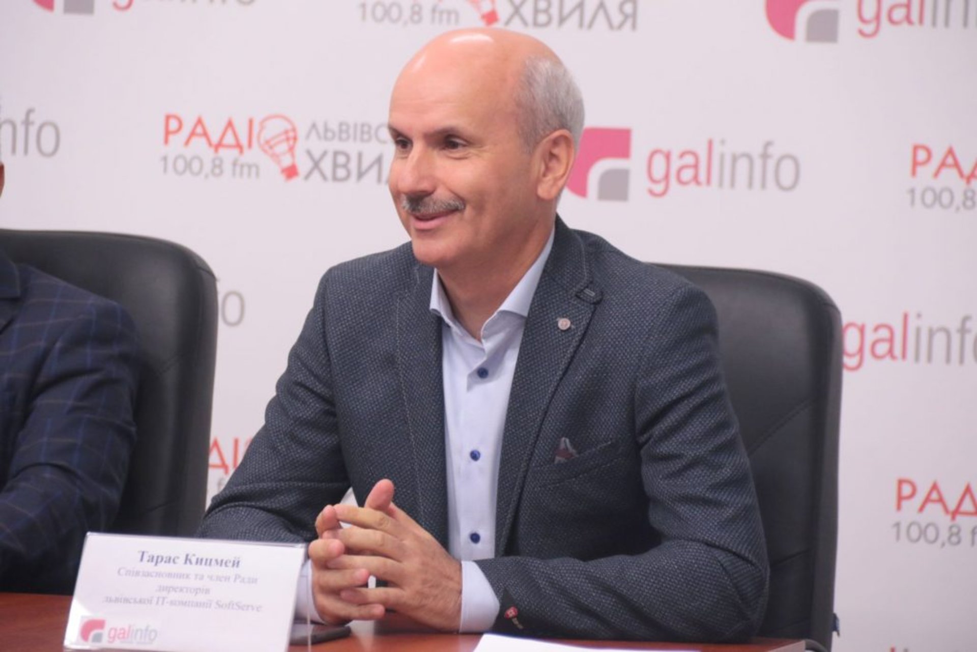 Представники бізнесу Львівщини закликають підтримати Петра Порошенка , фото: 4studio