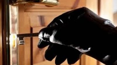 Міська рада Львова поскаржилася в поліцію, що копів застукали «на гарячому» у «Львівавтодорі»
