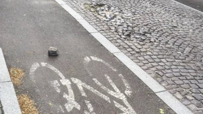У Львові знищується нещодавно перекладена бруківка (ФОТО)