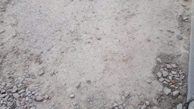 У Львові комунальники створили небезпеку для пішоходів