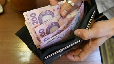 Заробітна плата на Львівщині зросла майже на 20%