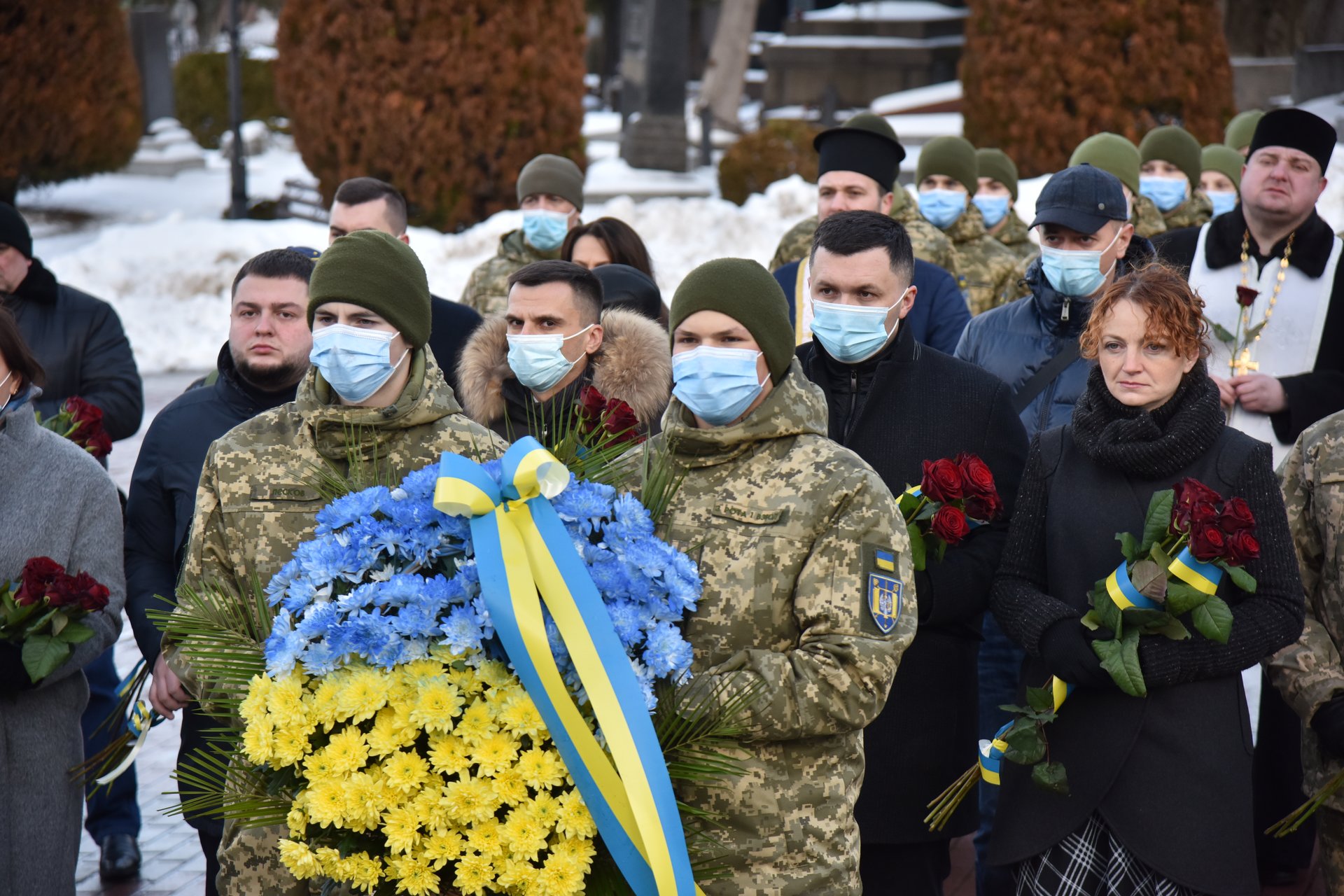 На Личаківському цвинтарі відбулася панахида за полеглими у бою під Крутами