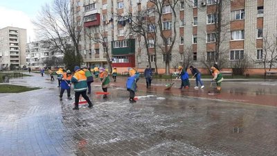 Як у Львові дезінфікують вулиці (ФОТО)