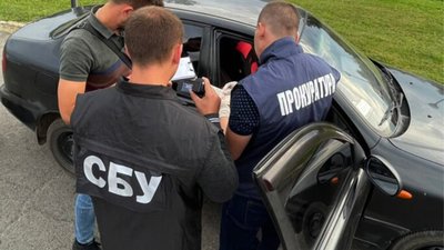 СБУ Львівщини викрила схему «заробітку» чиновників (ФОТО, ВІДЕО)