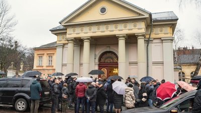 У Львові провели в останню путь депутата Львівської міської ради Юрія Гриніва