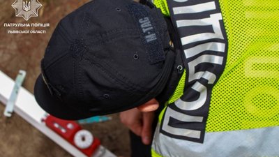 На Львівщині патрульна поліція оглядає дороги