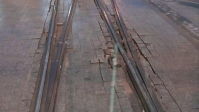 У Львові розвалюється колія біля вокзалу