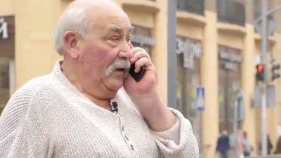 Федір Стригун у Львові показав приклад, як пішоходам слід переходити дорогу (ВІДЕО)