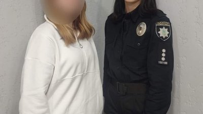 На Одещині 13-річна дівчинка вкрала у батьків $23 500 та втекла з 24-річним другом в Молдову
