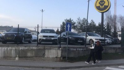 У Львові закриють майданчик для продажу авто