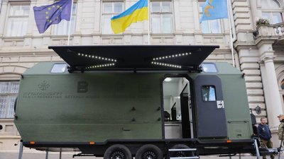 Львівщина передала військовим 103 бригади мобільну лазню (ФОТО, ВІДЕО)