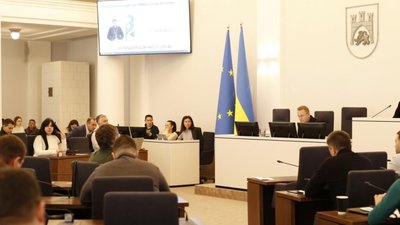 У Львові депутати дозволили Садовому вкрасти приміщення на Руській