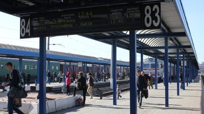 Пасажирам: з 28 жовтня відбудуться зміни у розкладі руху поїзда Рівне-Львів