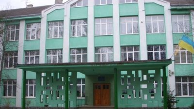У Миколаєві на Львівщині чиновники затягують початок реконструкції школи