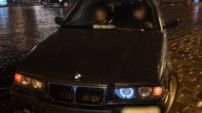 Центром Львова без прав гасав 19-річний водій BMW