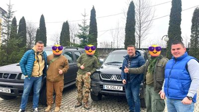 Ще два позашляховика від "Львівобленерго" передали на передову