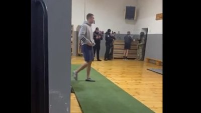 На Закарпатті ТЦК продовжили рейди по спортзалах: повістки роздали у Мукачеві та Хусті (ВІДЕО)