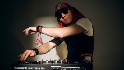 hOsT презентує дебютний трек Drymba