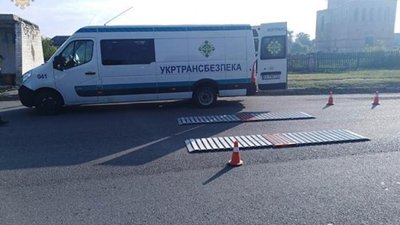 На Львівщині здійснюється габаритно-ваговий контроль транспортних засобів