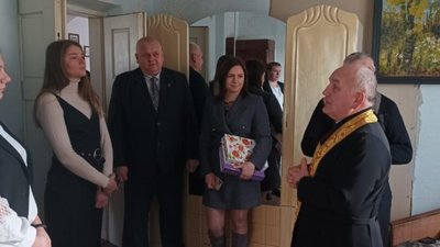 У Бібрській громаді трьом дітям-сиротам вручили ключі від власного житла