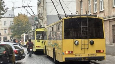 У Львові відбувся парад тролейбусів