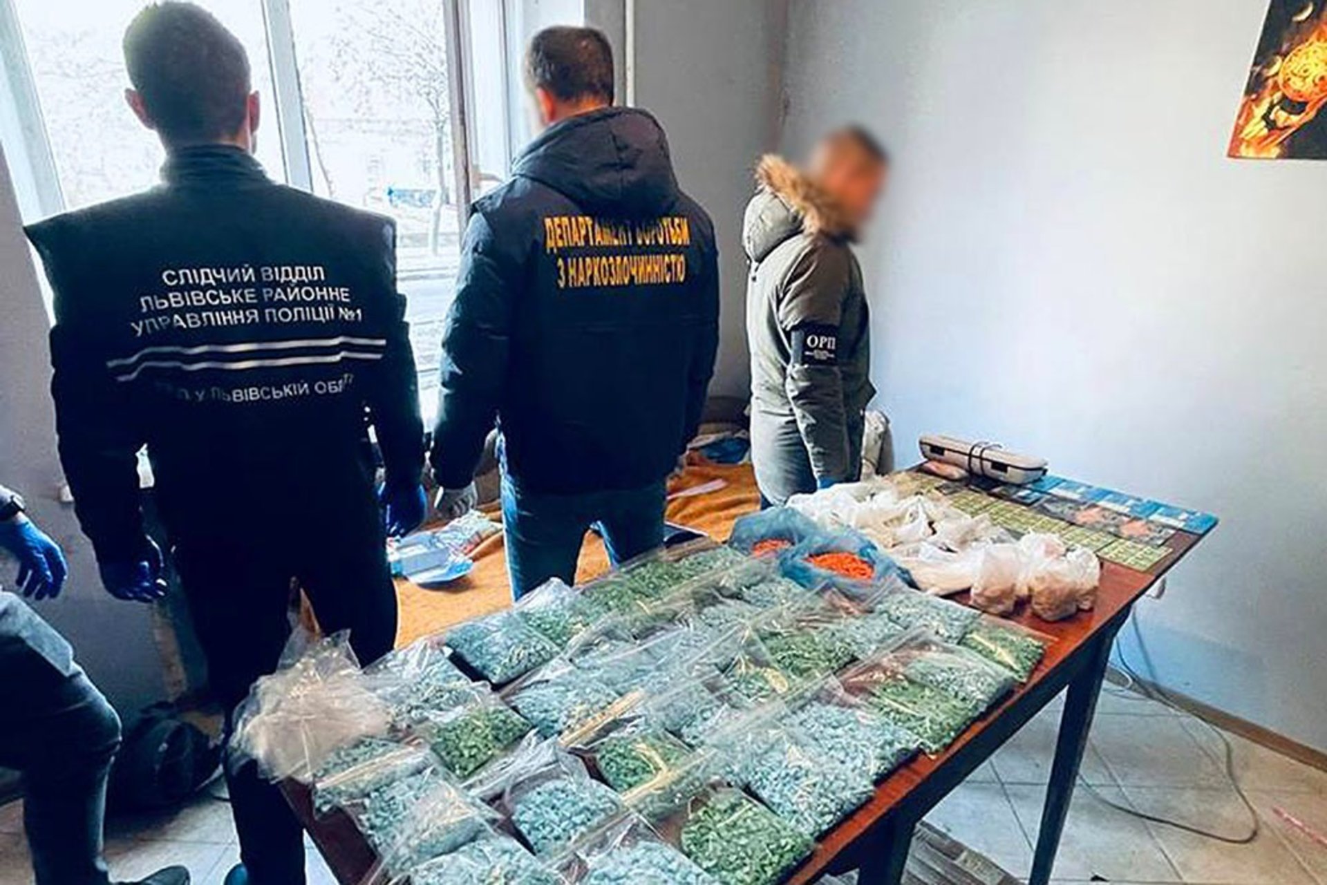 На Львівщині викрили міжнародний канал постачання наркотиків