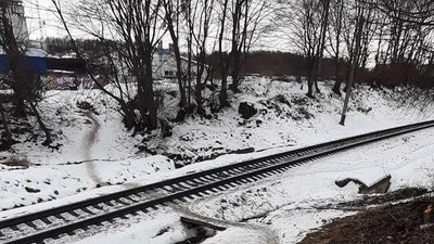 У Львові просять демонтувати небезпечний перехід через залізничну колію (ФОТО)