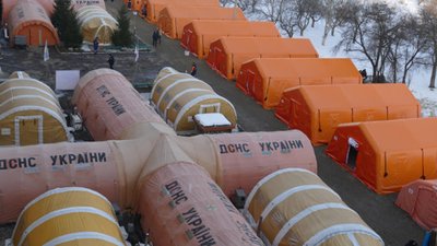 В Івано-Франківську уже пустує мобільний госпіталь