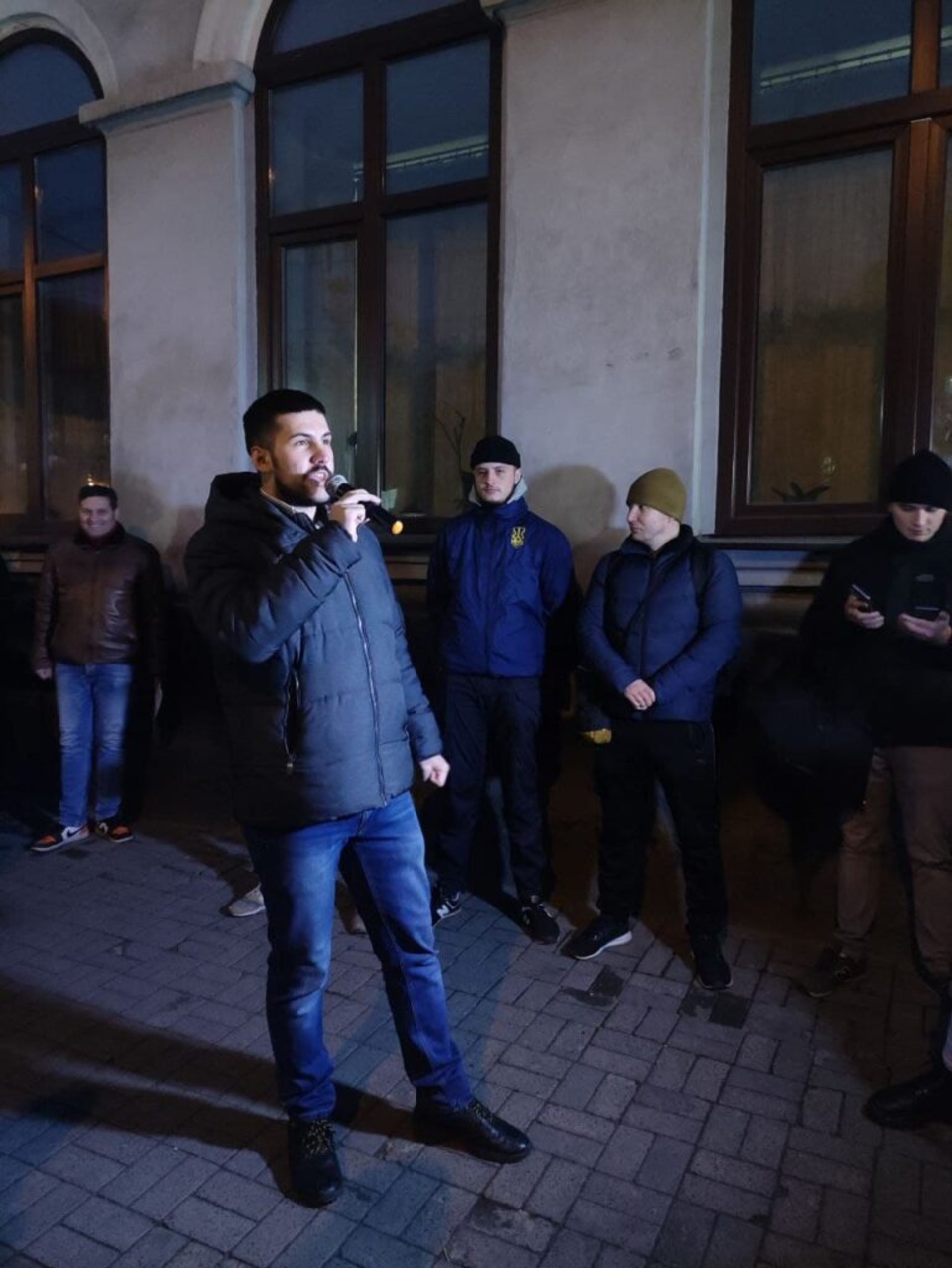 У Львові під апеляційним судом вимагали не змінювати міру запобіжного заходу для Остапа Стахіва