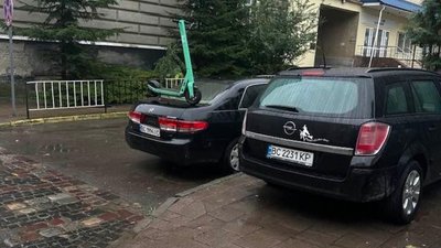 У Львові вчинили хуліганські дії із самокатом