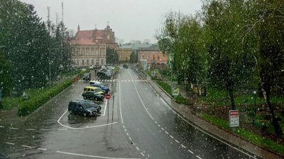 У Городку хурделиця (ФОТО)