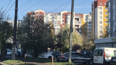 У Львові на дорозі встановили приватну камеру (ФОТО)