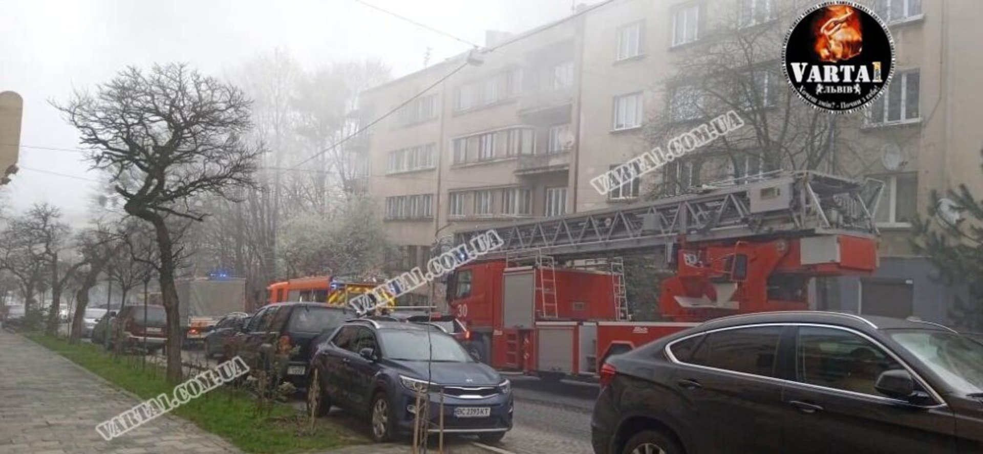 У Львові через пожежу ускладнений рух транспорту