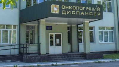 Хроніка COVID-19 на 7 травня: вірус виявили в онкодиспансері та пологовому будинку